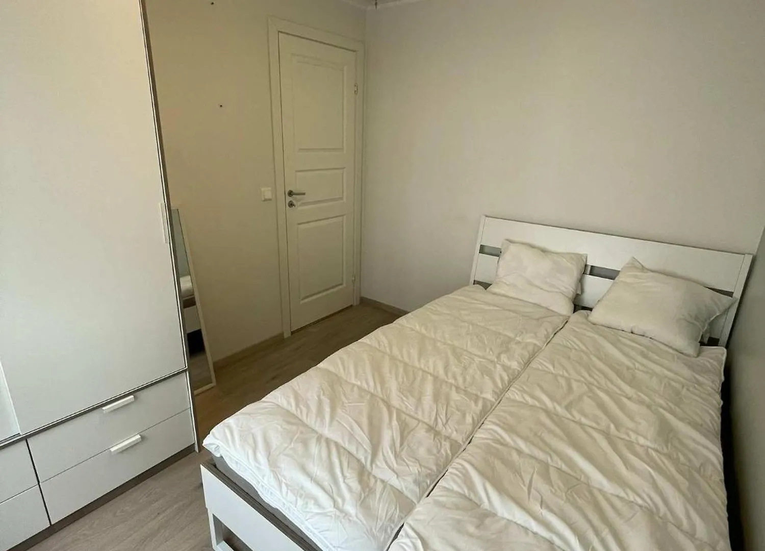 2Sb23 - Large Cheap Apartment Μπέργκεν